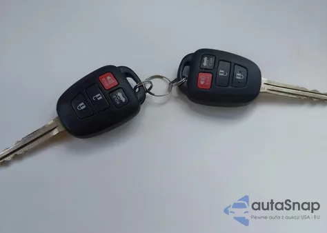 2019 Toyota Corolla Le из США, поврежденный, VIN 2T1BURHE7KC152125